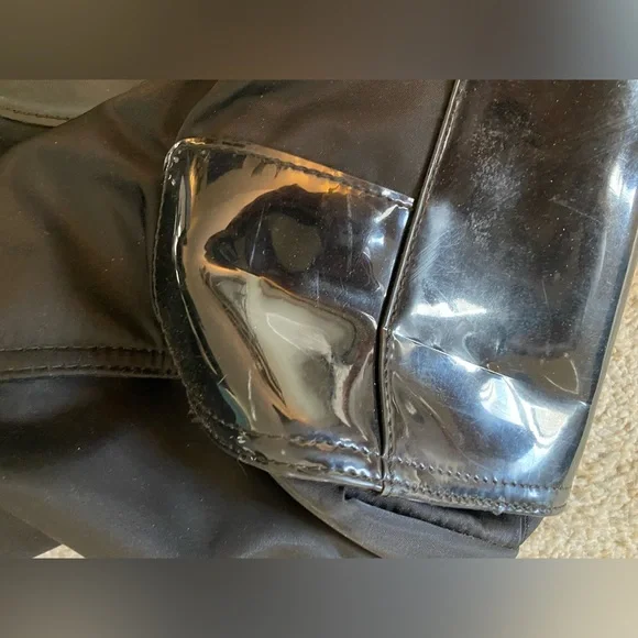 TORY BURCH Ella nylon tote with patent leather - Picture 10 of 11